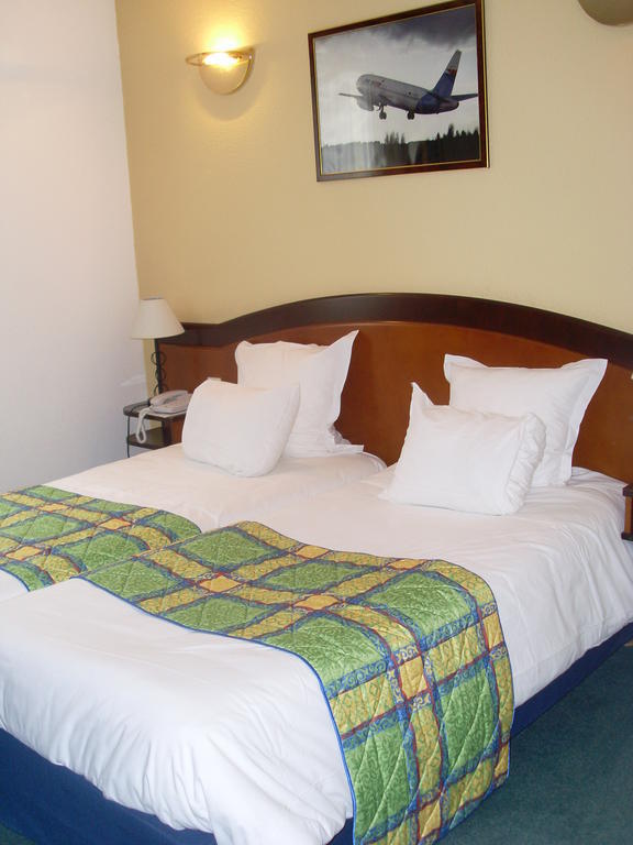 Hotel Air Plus Orly Zimmer foto