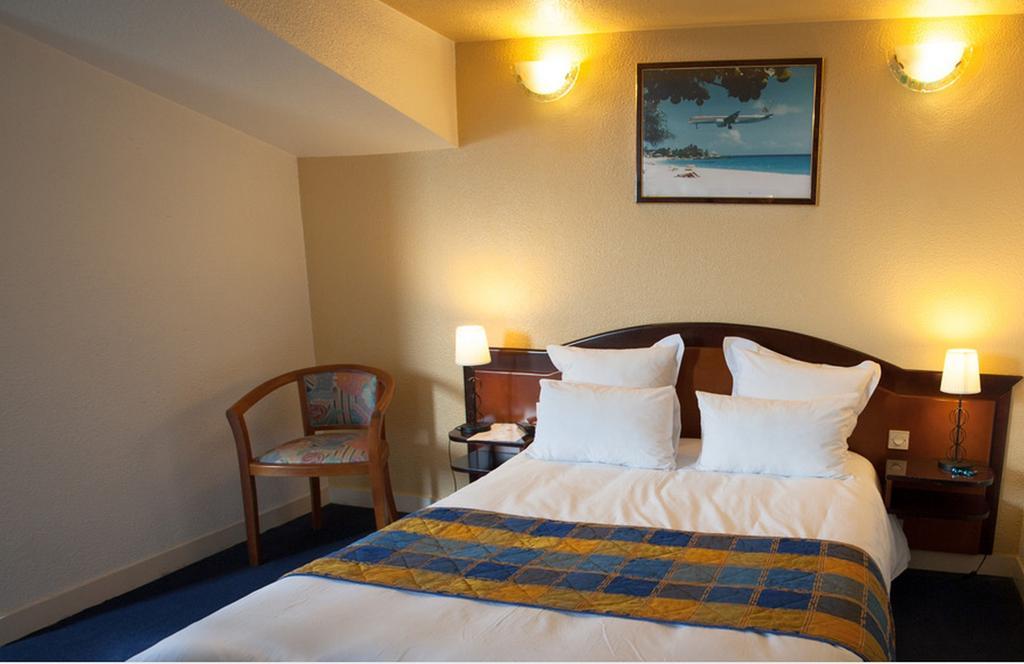 Hotel Air Plus Orly Zimmer foto